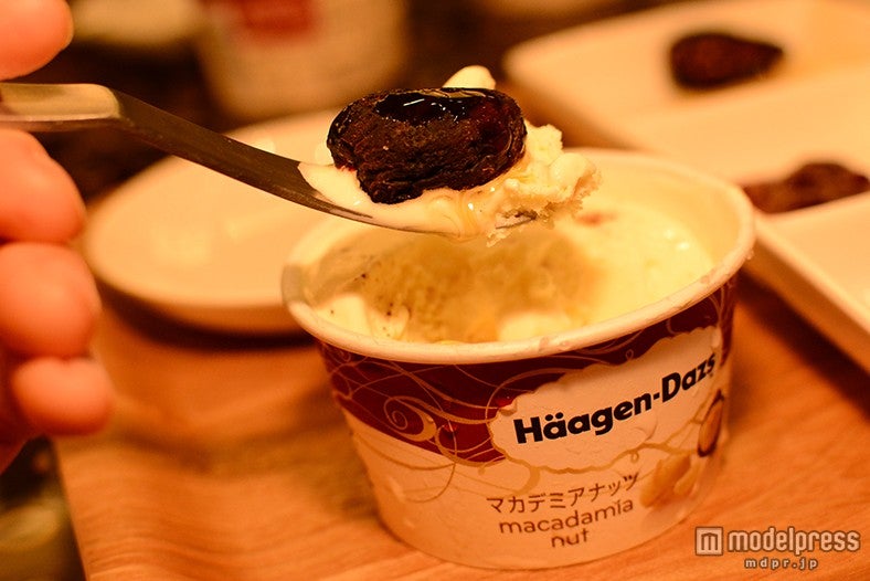 マカデミアナッツに「ドライイチジク×メープルシロップ」