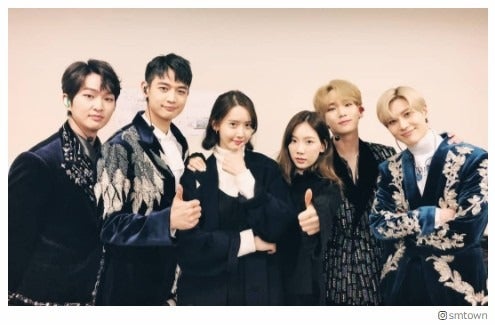 少女時代ユナ＆テヨン、SHINee東京公演駆けつける「豪華すぎ」集合ショットが話題