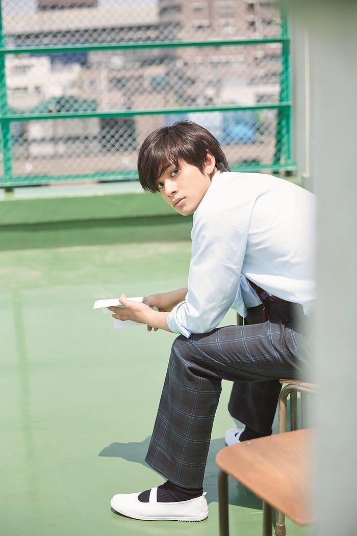 北村匠海/「『君の膵臓をたべたい』featuring TAKUMI KITAMURA」より(画像提供:双葉社)