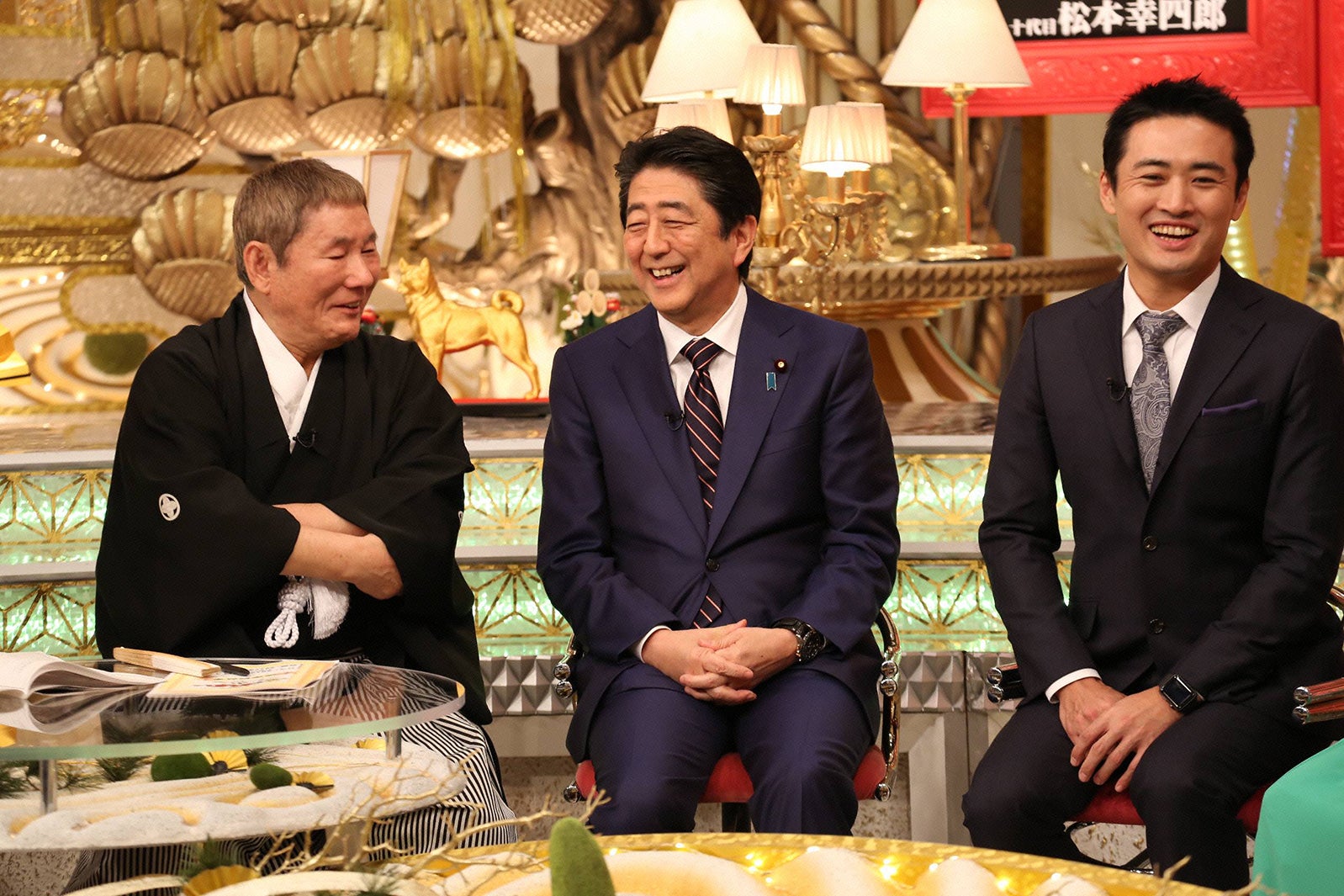 ビートたけし、安倍晋三首相、劇団ひとり（C）フジテレビ