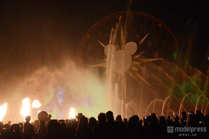 新エンターテイメント「ワールド・オブ・カラー:セレブレイト!ワンダフル・ワールド・オブ・ウォルト・ディズニー」