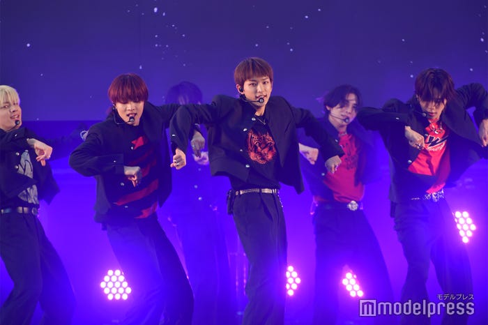 &TEAM(C)モデルプレス