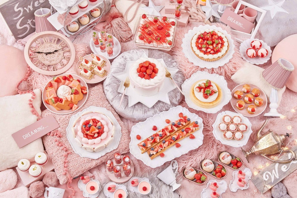 いちごスイーツブッフェ「ストロベリーコレクション」“ふわとろ”な甘さに心ときめくピンクの世界