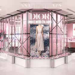 期間限定イベント「DANCE WITH COLOURS」 ／画像提供：Dior