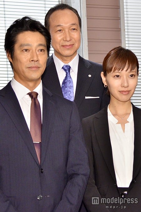 (左から)堤真一、小日向文世、戸田恵梨香/ドラマ製作発表会より