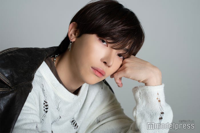 NICHOLAS (C)モデルプレス