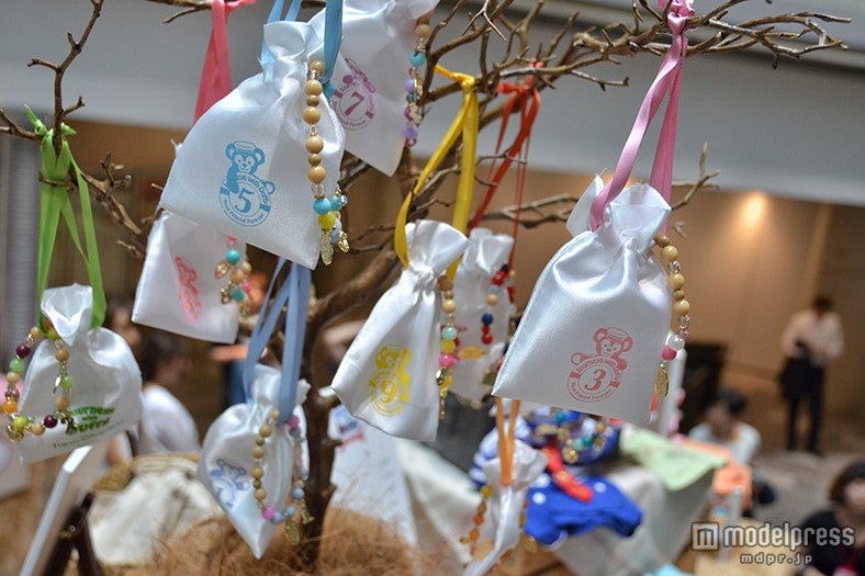 ブレスレット各￥3，800