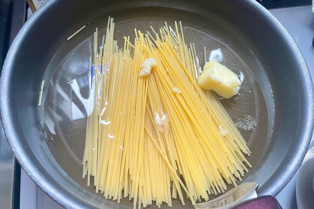 Wチーズトマたまパスタ