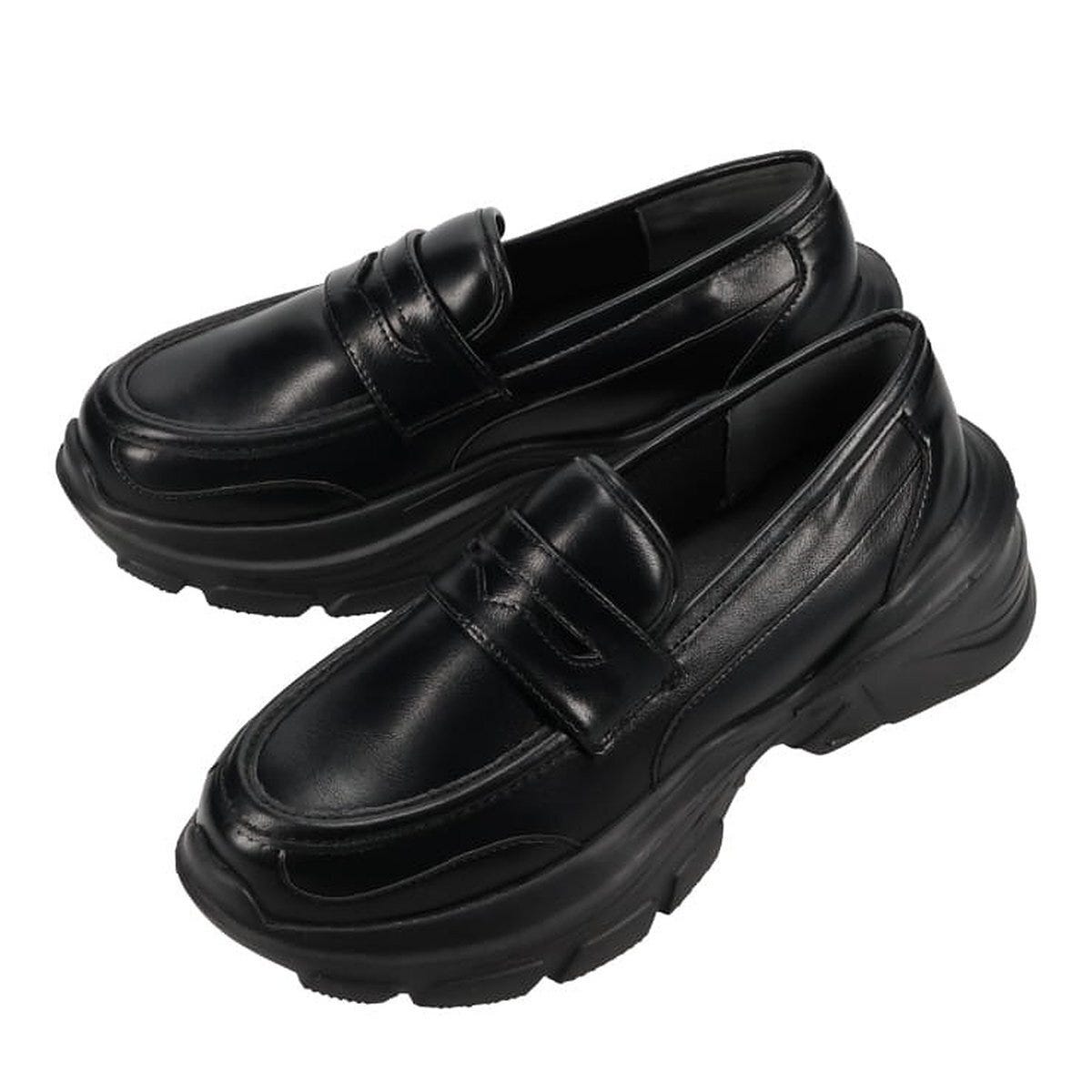 しまむら ローファースニーカー(田中里奈) しまむらのローファースニーカー(田中里奈)