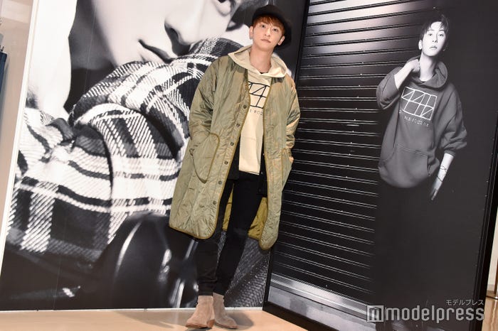 與真司郎(C)モデルプレス