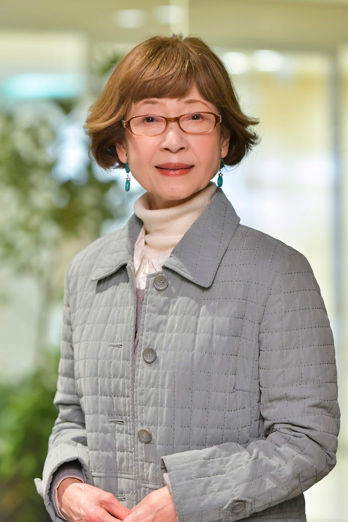 田島令子(C)「好きなオトコと別れたい」製作委員会