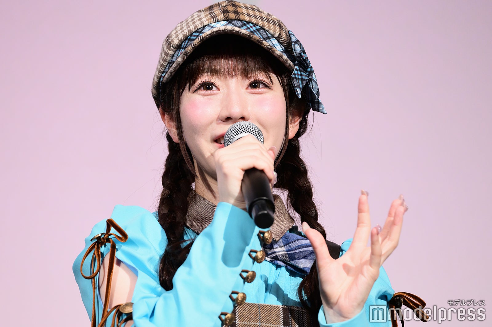 真中まな（C）モデルプレス