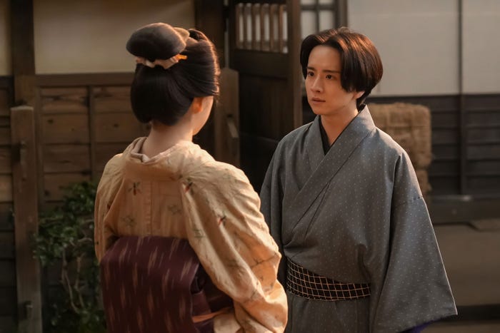 高石あかり、板垣李光人「ばけばけ」第12話(C)NHK