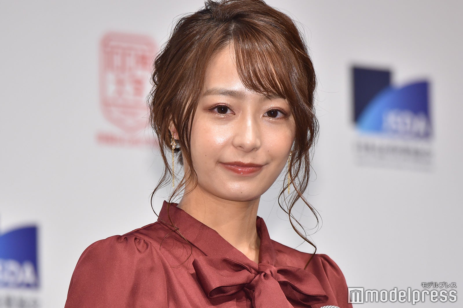 宇垣美里、美肌の秘訣・恋愛観明かす モデルプレス