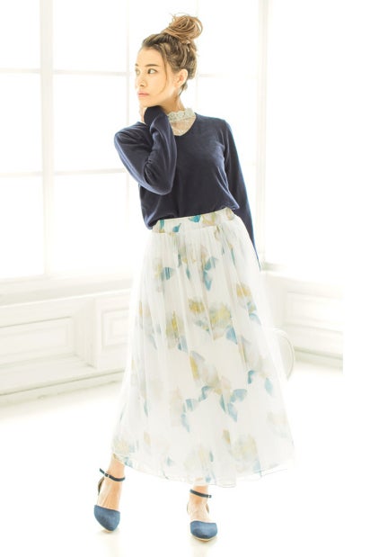 ウォーターフラワー柄チュールスカート「Re:EDIT by GALSTAR」3,198円(税込)／画像提供：Re:EDIT by GALSTAR