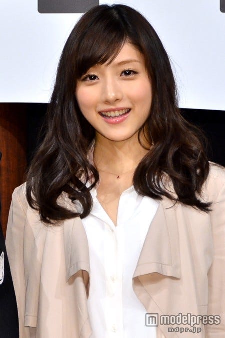 石原さとみヘア変遷 ハンサムボブ ロング ポニーテール 長さ アレンジで印象も自由自在 モデルプレス 石原さとみヘア変遷 ハンサムボブ ロング ポニーテール 長さ アレンジで印象も自由自在 モデルプレス