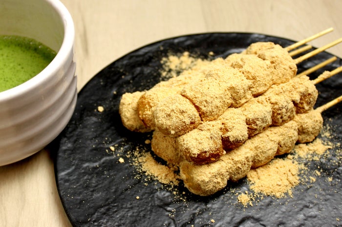 黒蜜きなこの白玉団子 テイクアウト　6本入り￥600（税抜）／画像提供：LIFEstyle