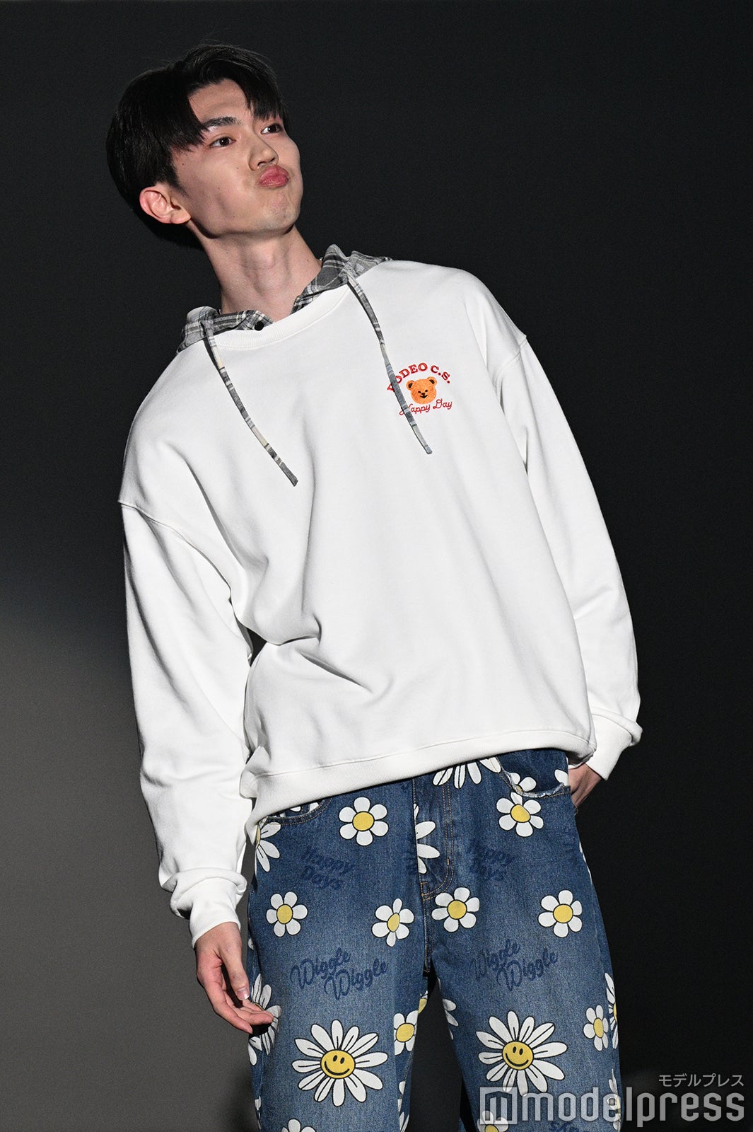 （C）モデルプレス