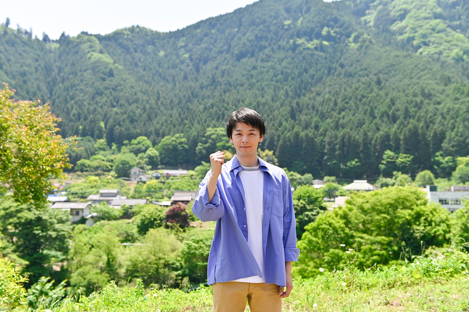 中村倫也、山里で念願の“田舎暮らし” 主演ドラマ「ハヤブサ消防団」クランクイン