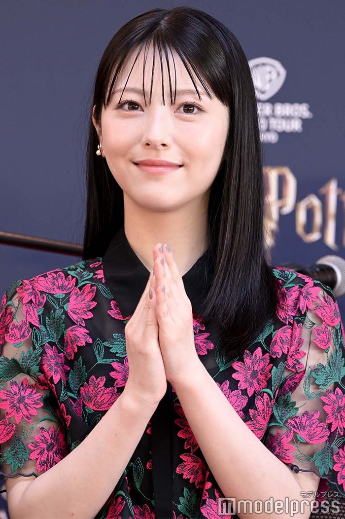 浜辺美波(C)モデルプレス