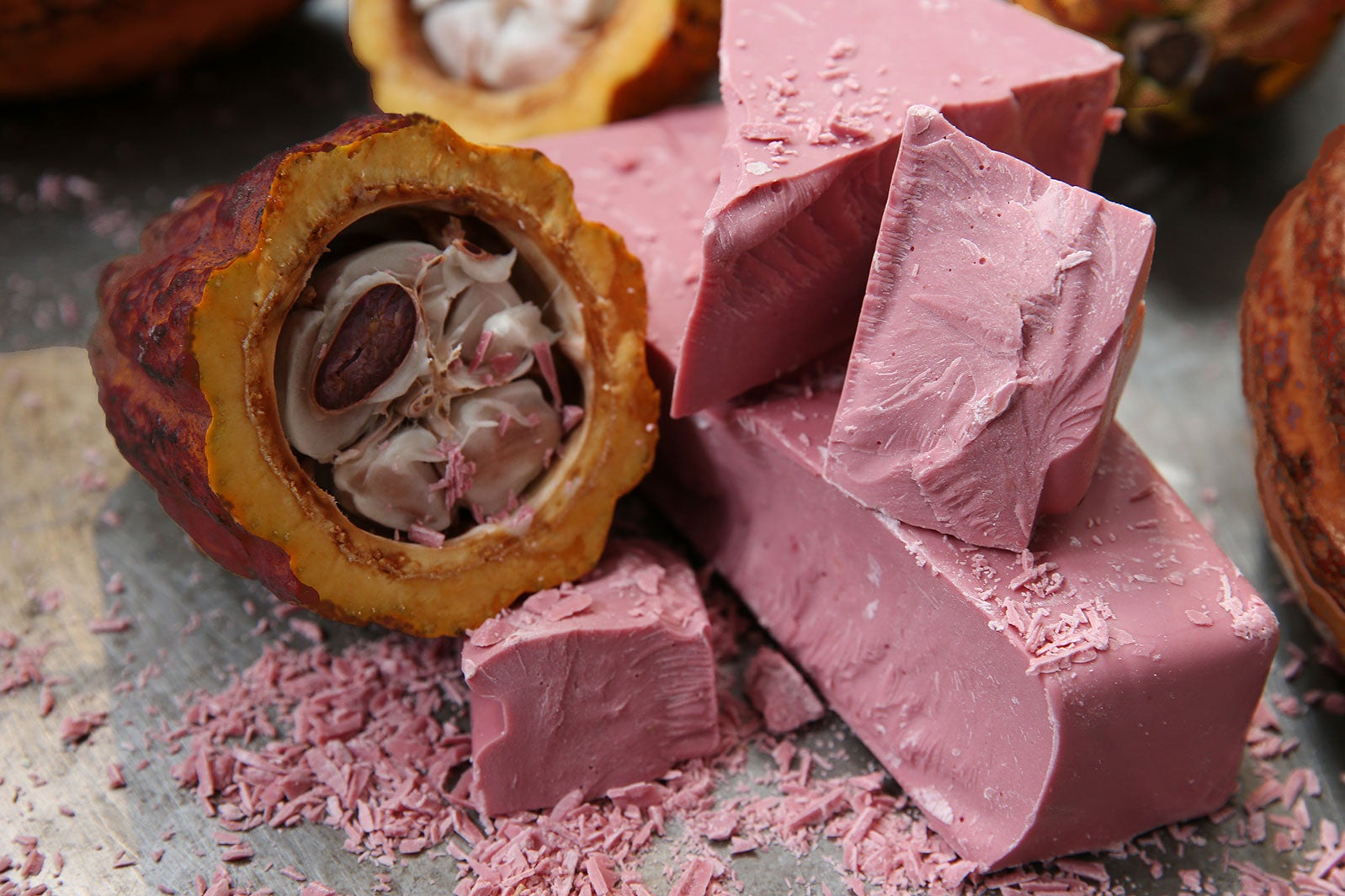 ruby_chocolate_with_cocoa ／画像提供：Barry Callebaut