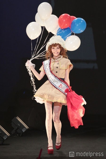 藤井リナ ローラ きゃりーぱみゅぱみゅら出演 Vivinight 大阪で初開催 モデルプレス