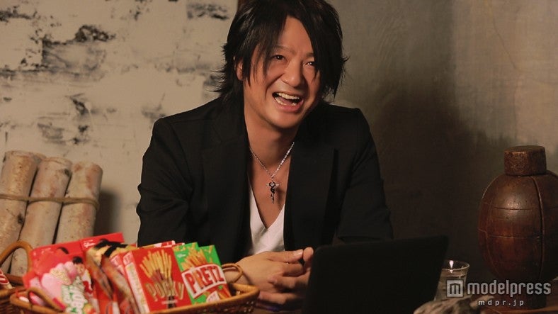 TERU／「みんなに笑顔を届けたい。LIVE」篇より