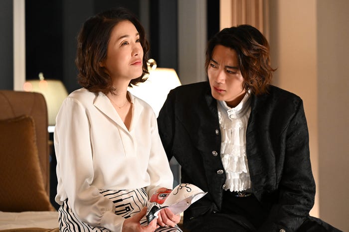 筒井真理子、長妻怜央「ブラックファミリア~新堂家の復讐~」最終話より(C)読売テレビ