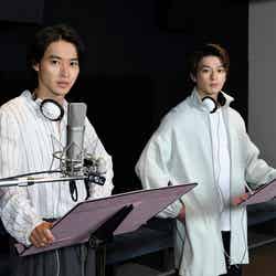 （左から）山崎賢人、新田真剣佑（C）2019 映画「二ノ国」製作委員会
