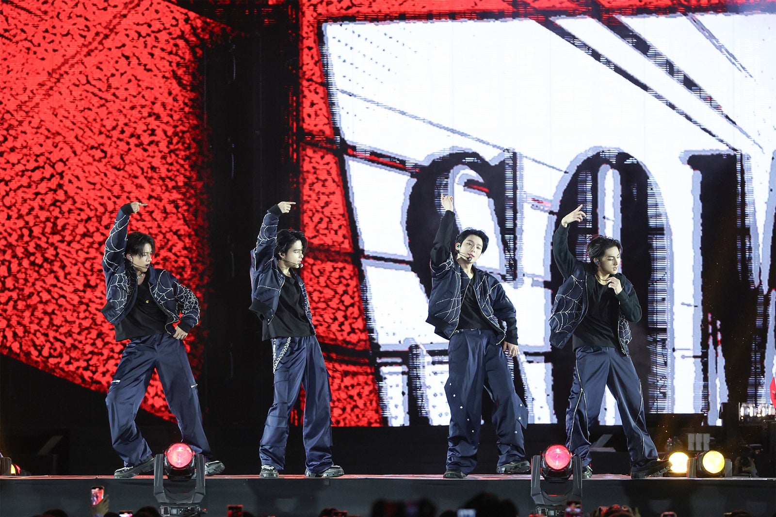 「ENHYPEN WORLD TOUR ‘WALK THE LINE’ IN GOYANG」（P）&（C） BELIFT LAB Inc.