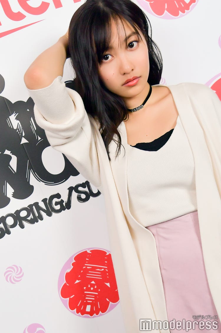 佐野ひなこ　ミニスカ 画像2/10) 佐野ひなこの“ガチ私服”を真似したい＜GirlsAward 2018 S／S フィッティングに潜入＞ - モデルプレス