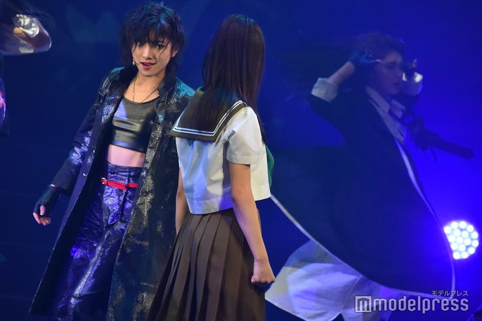 岡田奈々、小栗有以/舞台版「マジムリ学園」ゲネプロの様子 (C)モデルプレス