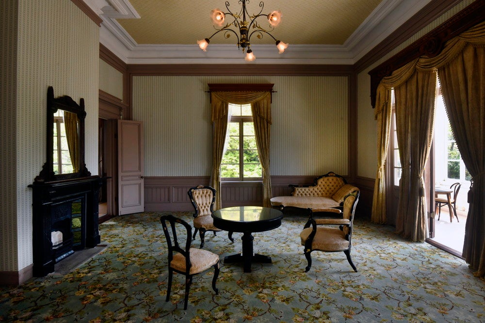 フレンチ・ルネッサンス様式の美しさの中に明治期のレトロモダンな空気が息づく。（提供画像）