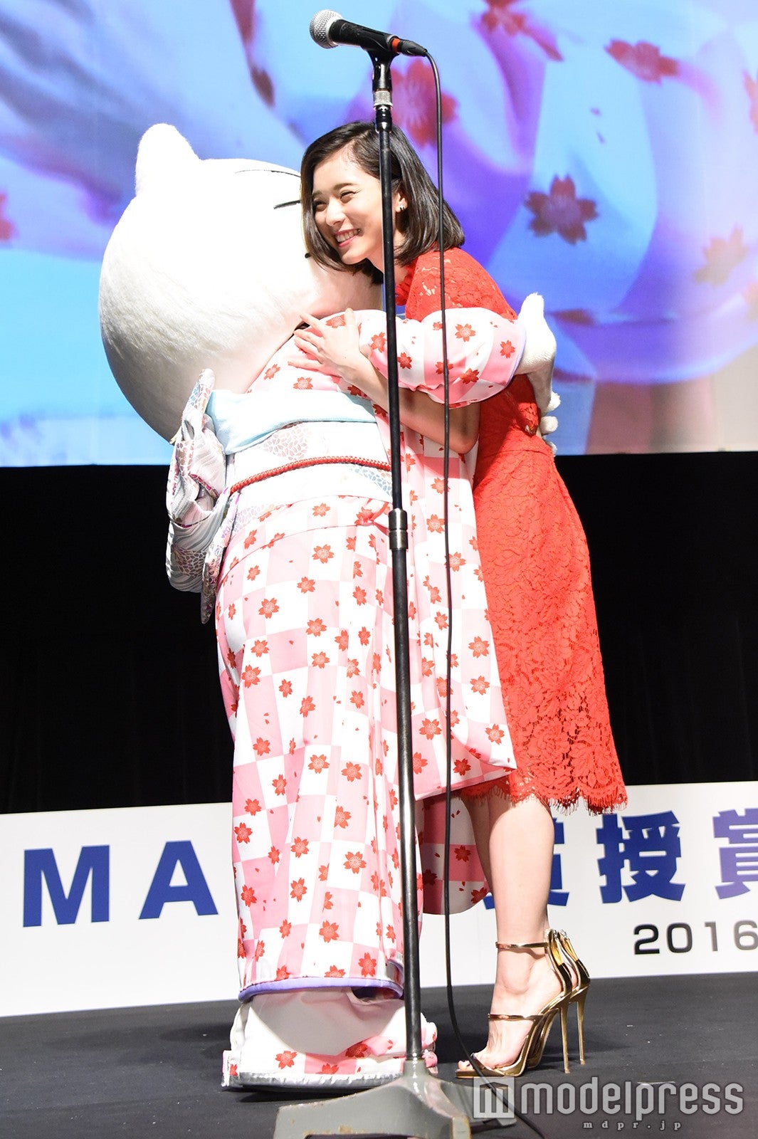 （C）モデルプレス