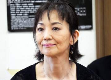 大沢逸美、32歳の若さで亡くなった友人女優の墓参へ…ファンも「思い出させてくださってありがとう」