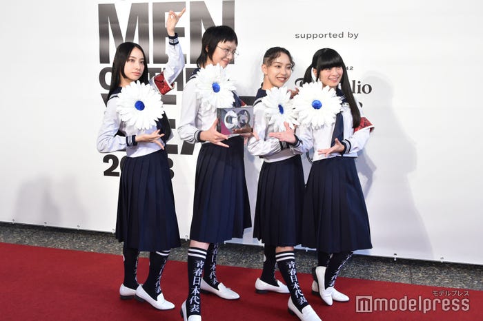KANON、SUZUKA、RIN、MIZYU/新しい学校のリーダーズ(C)モデルプレス