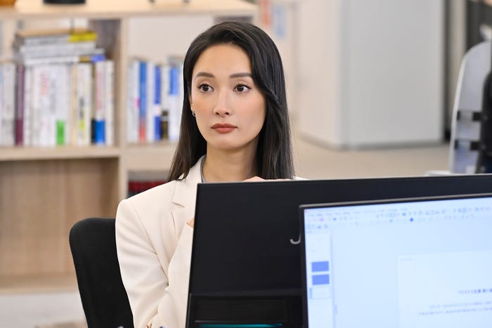 菜々緒「無能の鷹」最終話(C)テレビ朝日
