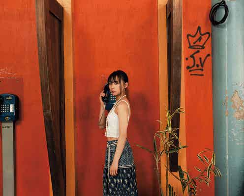 乃木坂46鈴木絢音、お腹ちらり 健康的な美しさとエロスが同居<1st写真集「光の角度」先行カット>