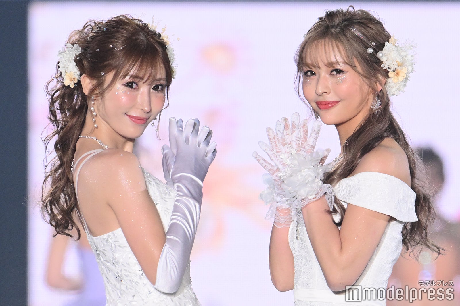 愛沢りん、椿かぐら「関コレ 2023 S／S」より（C）モデルプレス