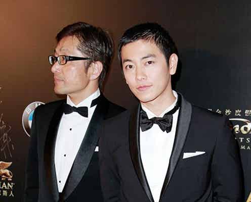 佐藤健、坊主頭でタキシード着こなし 初マカオでレッドカーペット「幸せです」