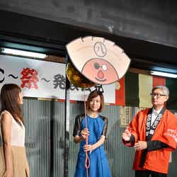 左から:有村架純、戸田恵梨香、堤幸彦監督