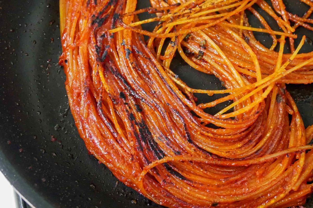 おこげパスタ・暗殺者のパスタ