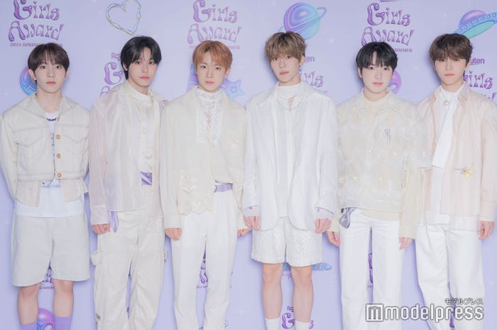 NCT WISH(左から)リョウ、リク、ユウシ、シオン、サクヤ、ジェヒ(C)モデルプレス