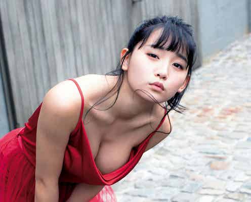“1000年に1度の童顔巨乳”から新境地へ スパガ浅川梨奈、色気解放の大胆ショット