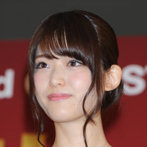 松村沙友理の‟ぶりっ子継続”は正解か、小倉優子と対照的な「ママタレ戦略」