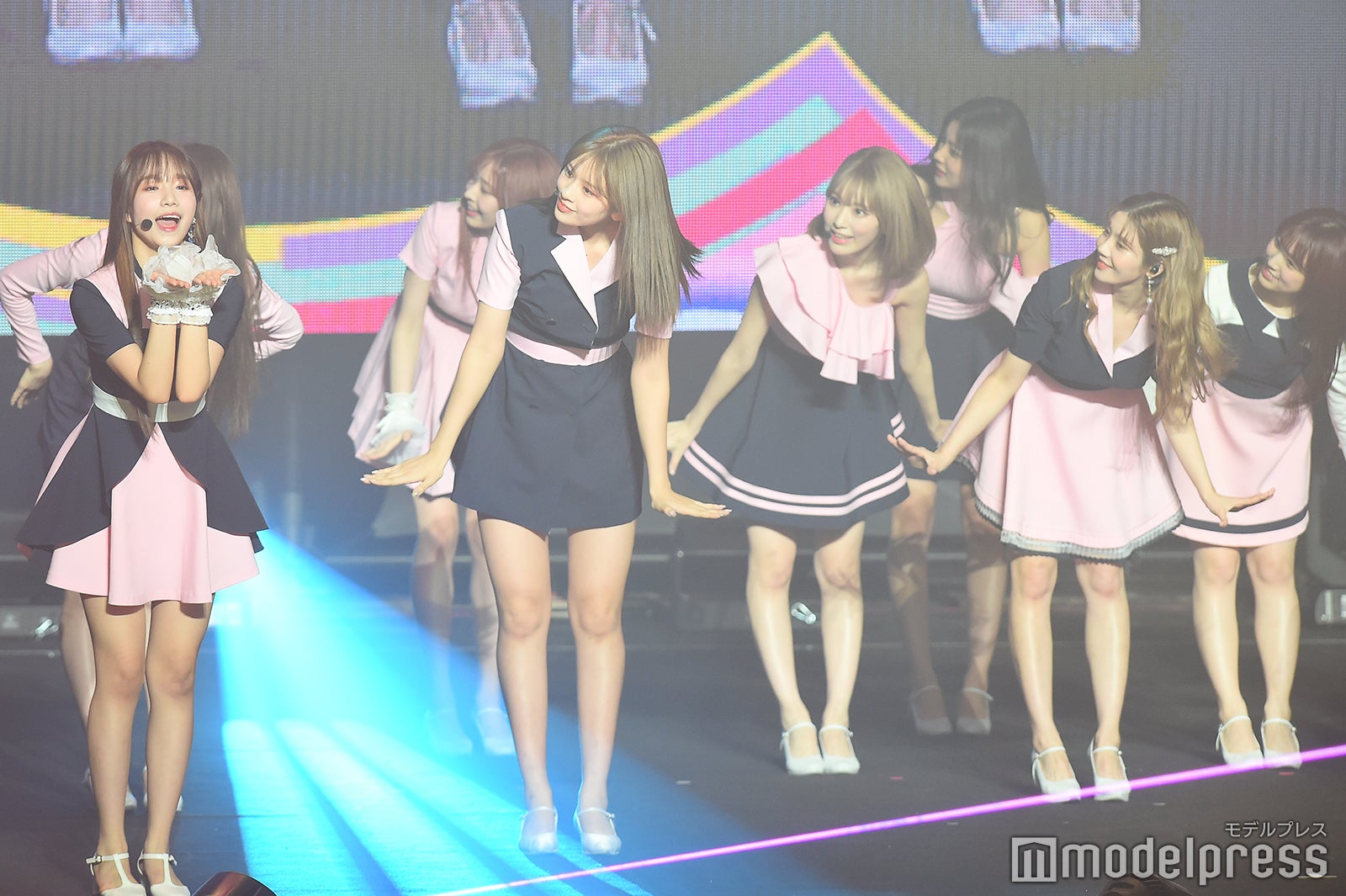 IZ*ONE（C）モデルプレス