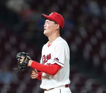 広島・岡本駿“魔の五回” 4-0から突如崩れて一挙5失点KO
