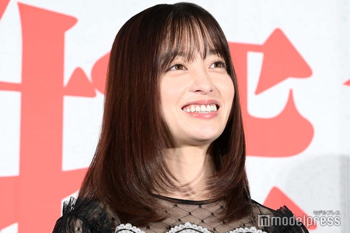 橋本環奈(C)モデルプレス