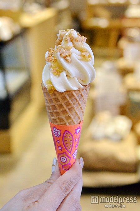 「じろあめのソフトクリーム」（さつまいもジャム）￥380