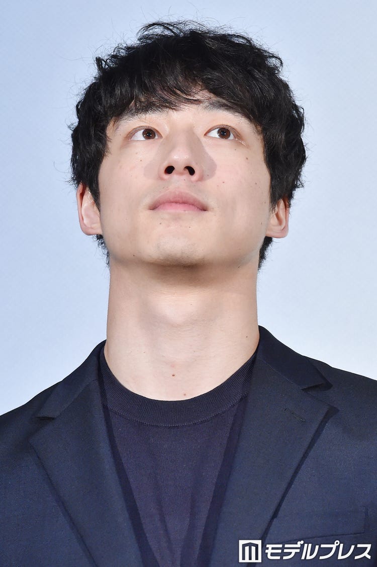 画像5 5 坂口健太郎 大みそかに幼少期ショット公開 すでにイケメン もう俳優の表情 モデルプレス 画像5 5 坂口健太郎 大みそかに幼少期ショット公開 すでにイケメン もう俳優の表情 モデルプレス